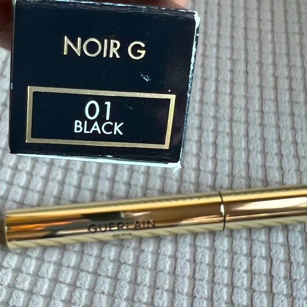 Guerlain Mascara - Picture 3 of 3